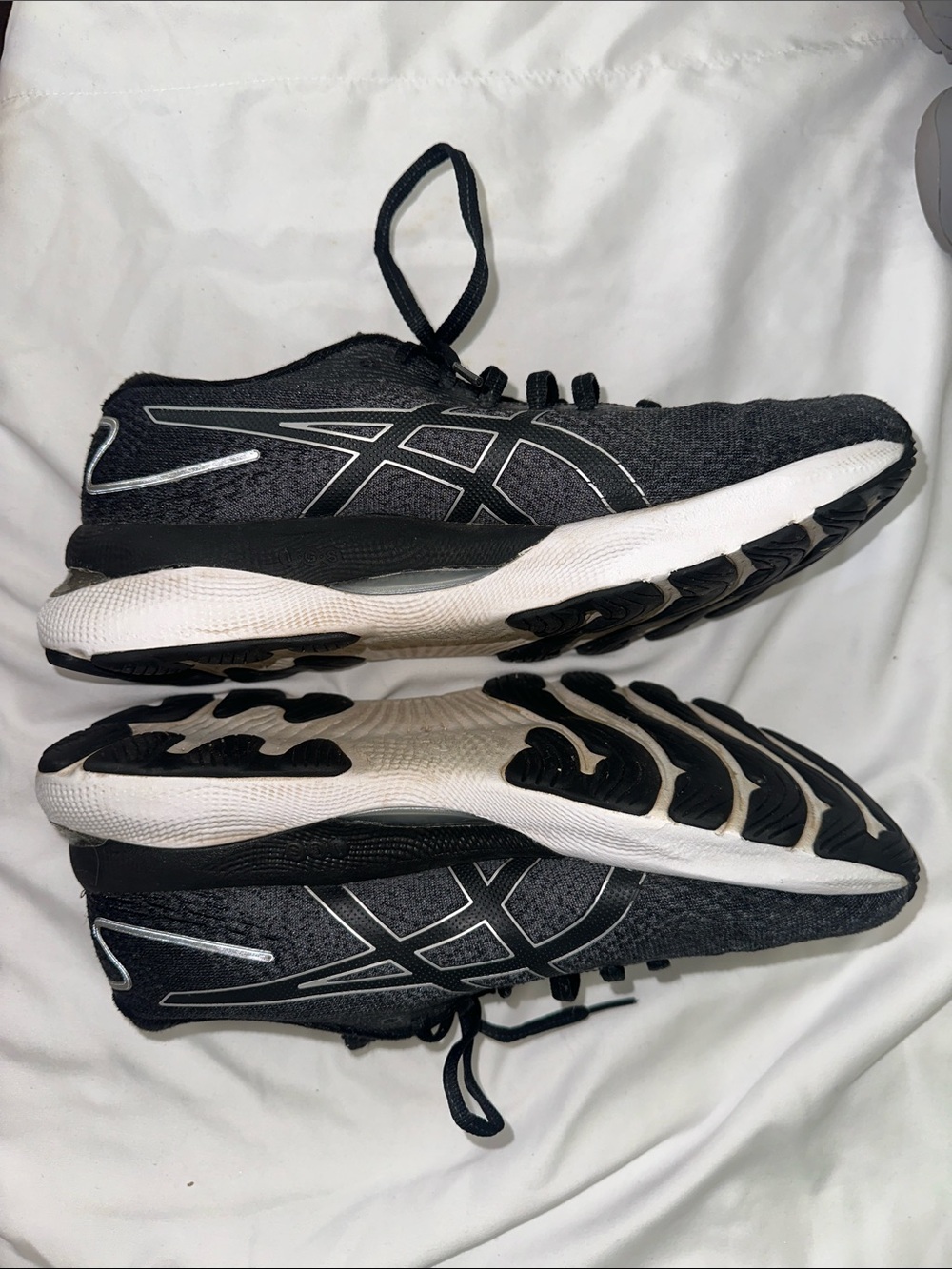 ASICS Gel Nimbus 24 Women’s Running Shoes Size 8.5 Black White Gray - Picture 5 of 8